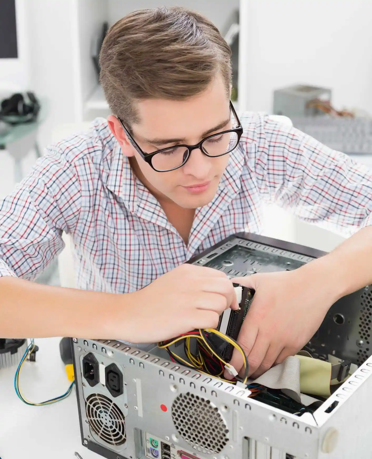 Professional computer repair service Professional computer repair service